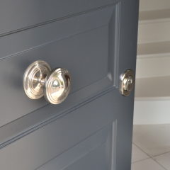 Centre Door Knobs